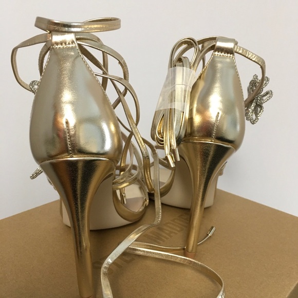 Steve Madden Gold Heels with Silver Floral Accents - Picture 4 of 6